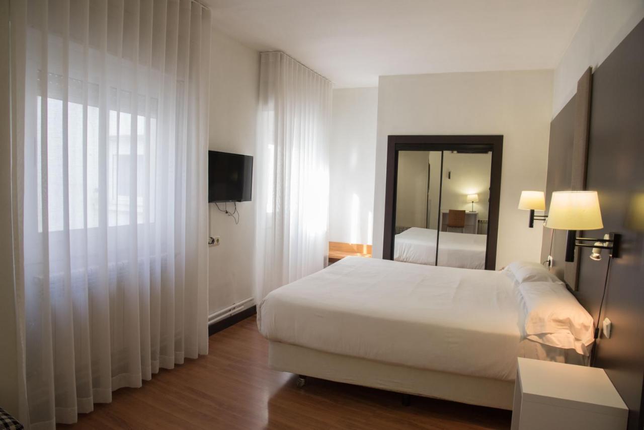 Hotel Delta Tudela Eksteriør bilde